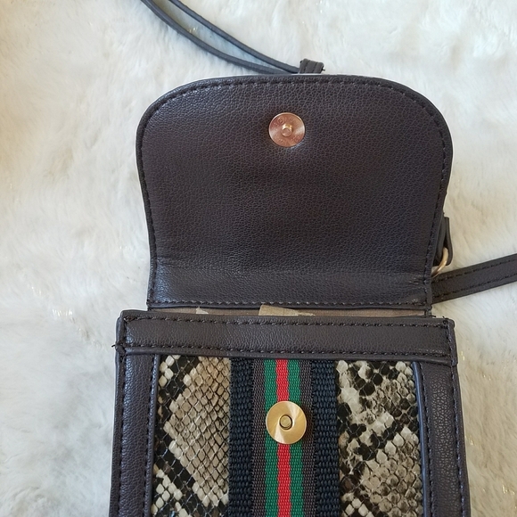 Sondra Roberts Squared Snake Print Small Crossbody - Picture 6 of 10